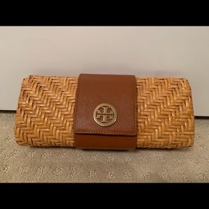 Tory Burch Vivian rattan clutch